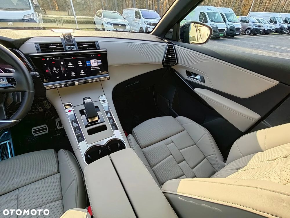 DS Automobiles DS 7 Crossback - 27