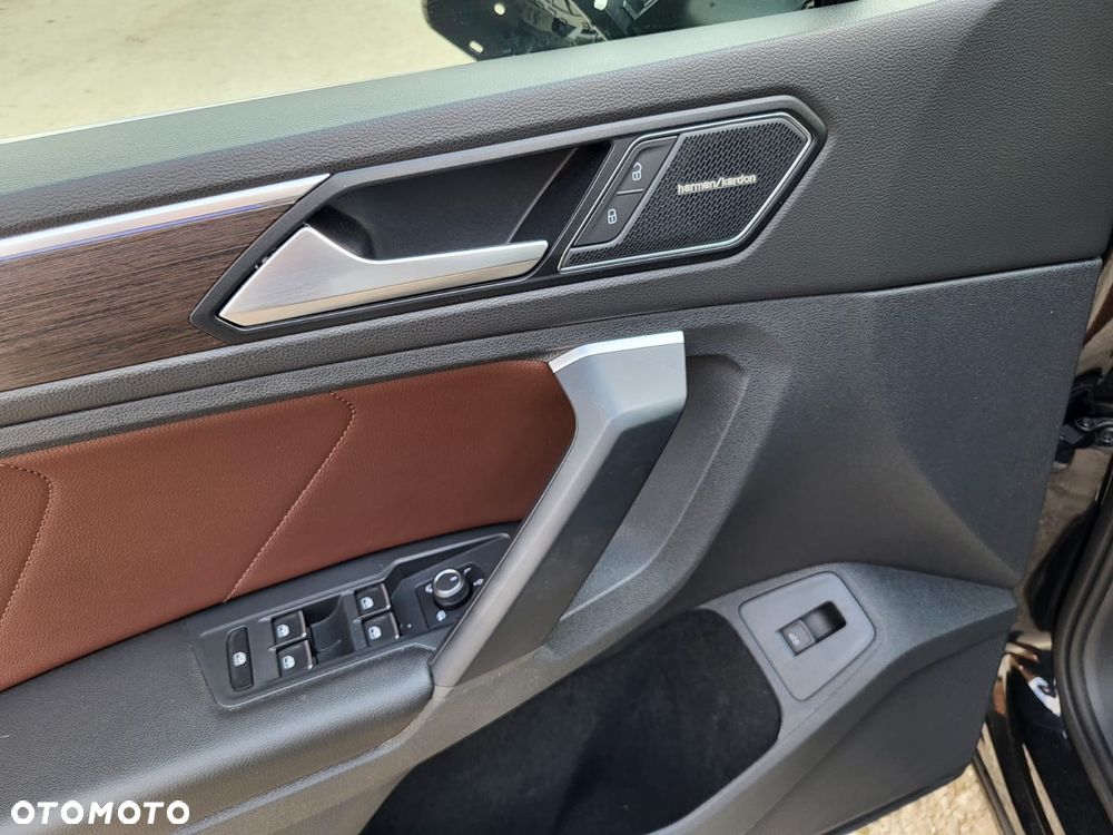 Volkswagen Tiguan 2.0 TDI SCR 4MotION DSG Elegance - 26