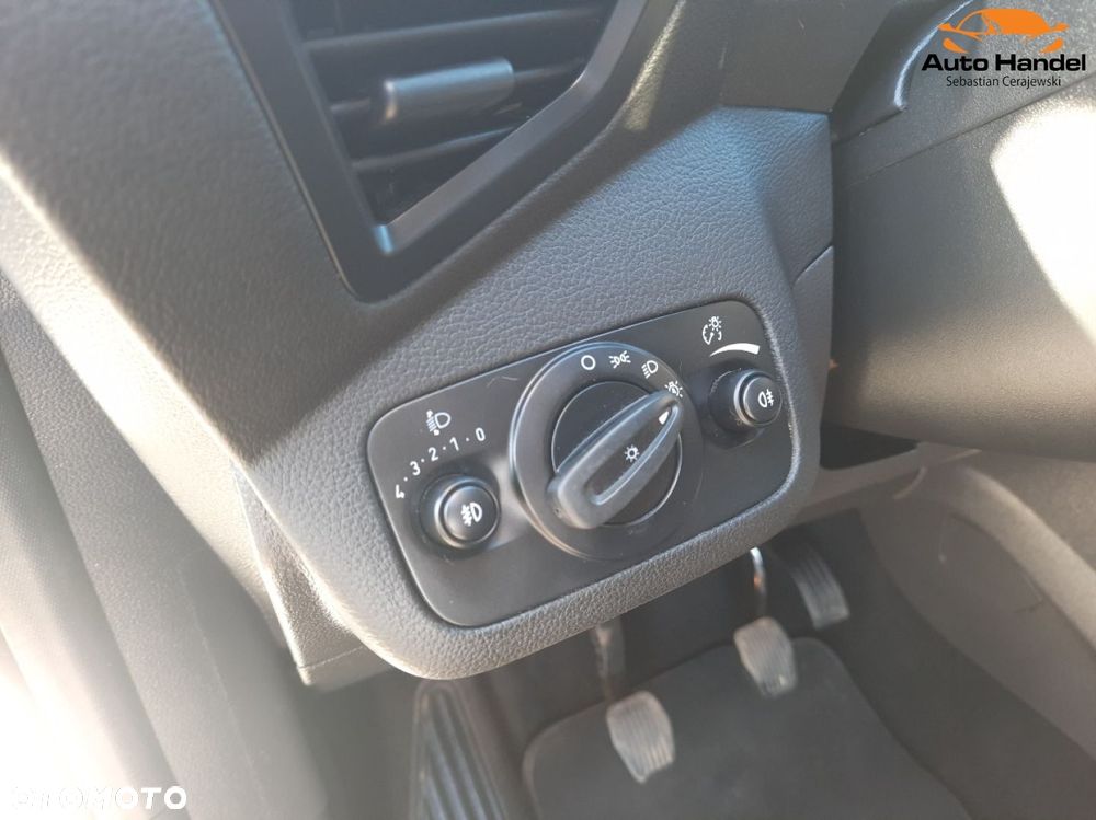 Ford Kuga 1.5 EcoBoost 2x4 Titanium - 26