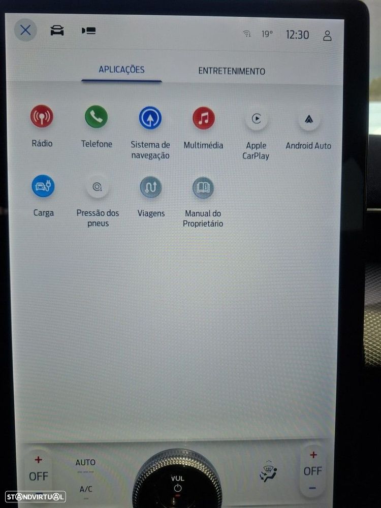 Ford Mustang Mach-E - 11