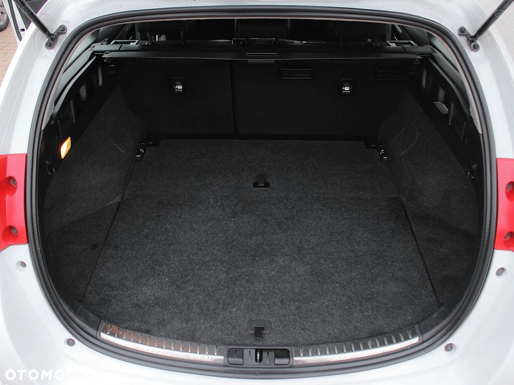 Toyota Auris - 29
