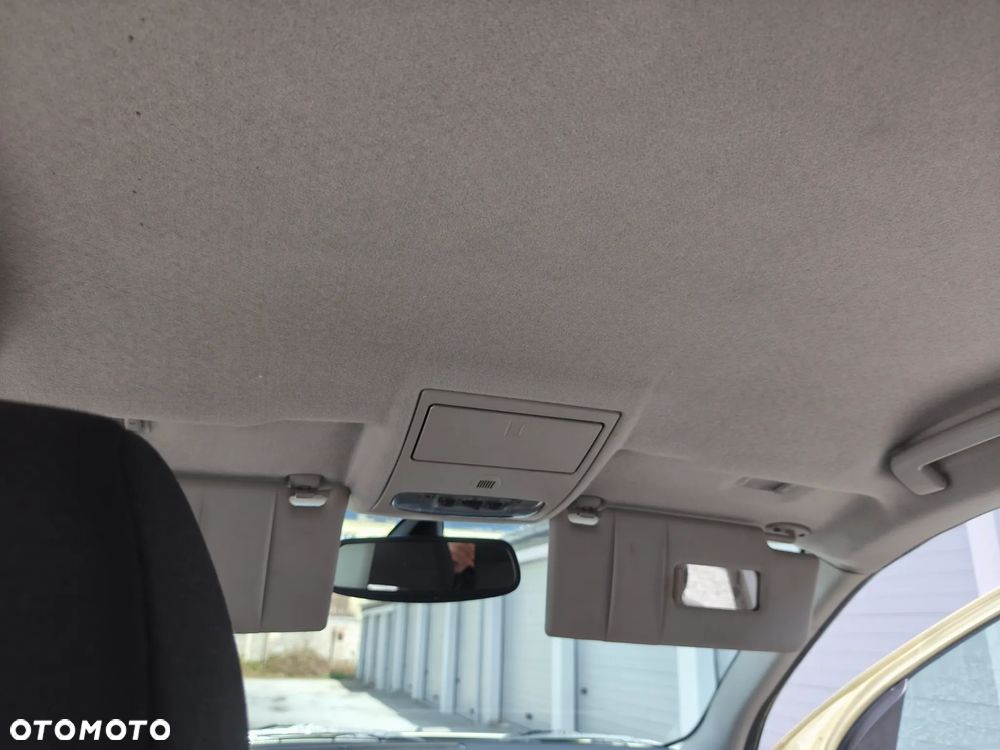 Ford Mondeo 1.8 Ambiente - 28