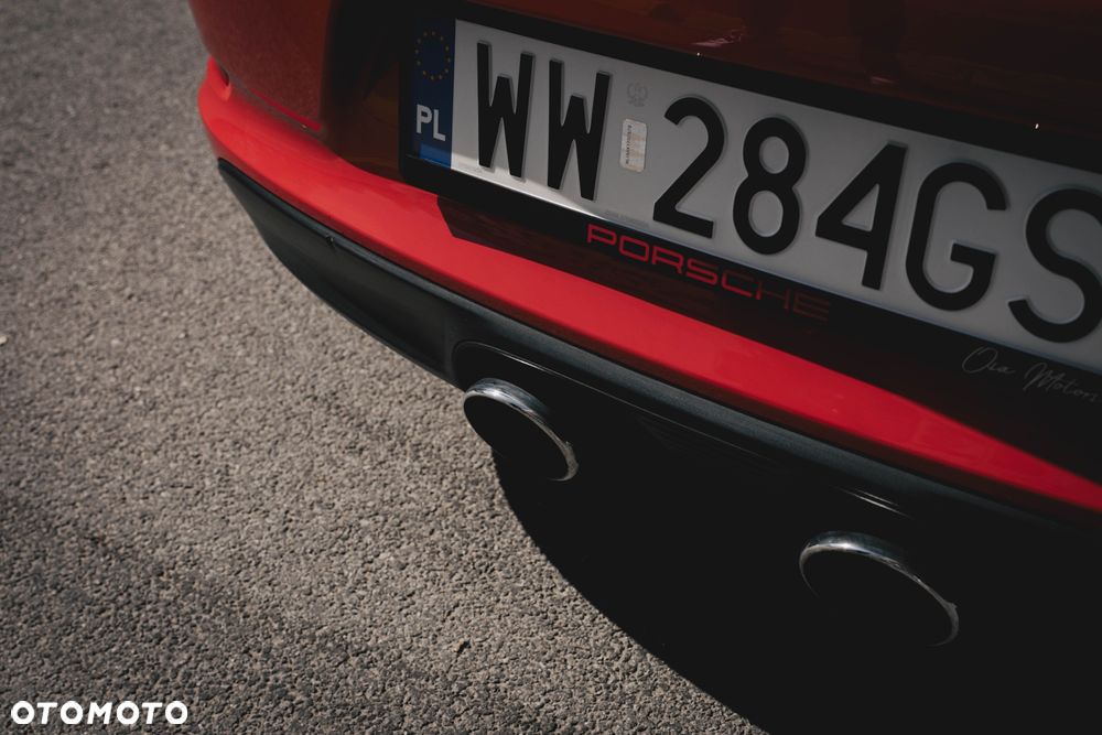 Porsche 911 Carrera 4S PDK - 12
