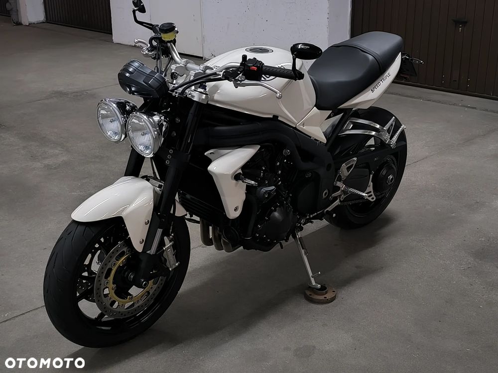 Triumph Speed Triple - 15