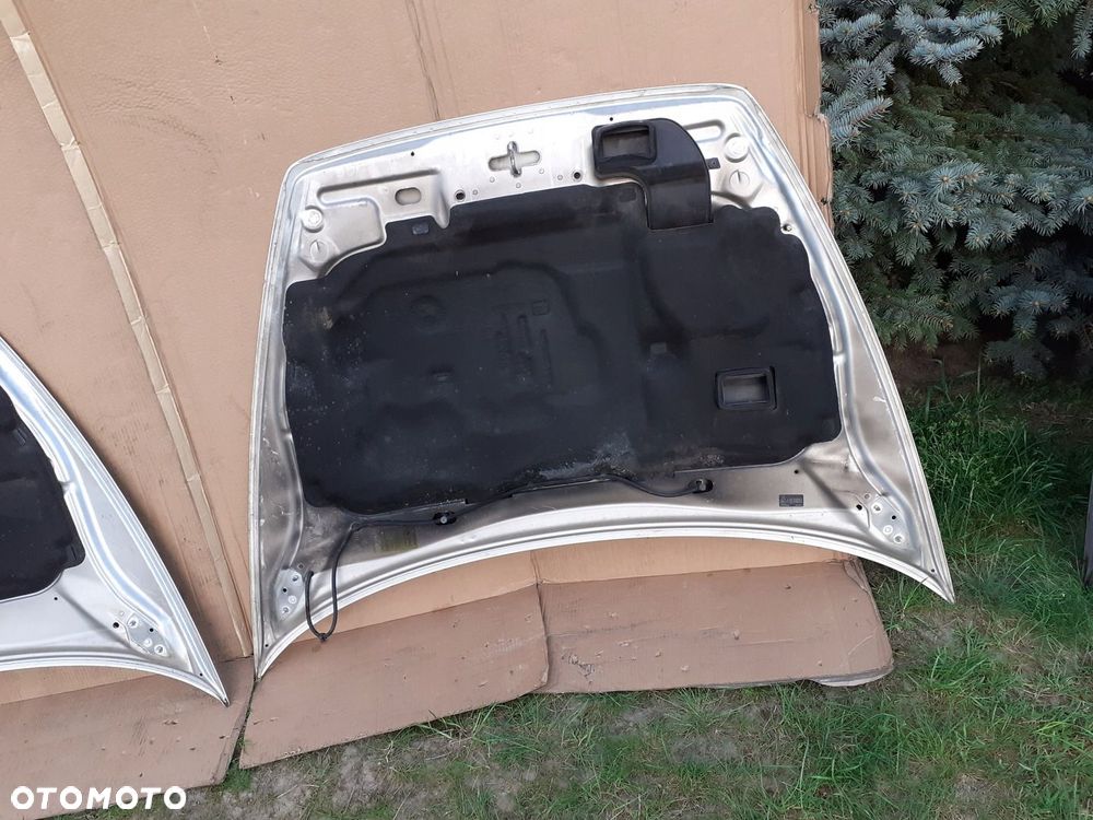 Volvo OE S40 II V50 C30 maska silnika 04-13r. - 6