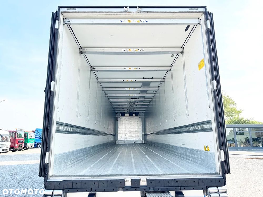 Schmitz Cargobull AGREGAT SCHMITZ / TYLKO 3800 MHT/PODWÓJNA PODŁOGA/PODNOSZONA OŚ / FELGI ALCOA BLACK - 17