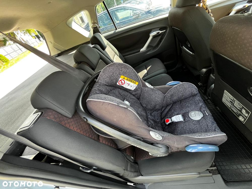 Toyota Verso 2.0 D-4D Luna - 11