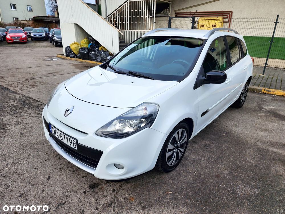 Renault Clio - 1