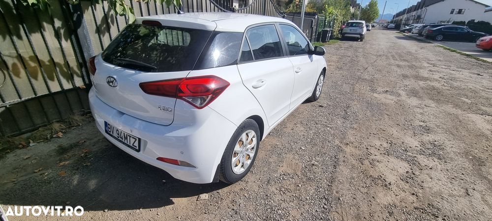 HYUNDAI i20 2017 — imagine 5