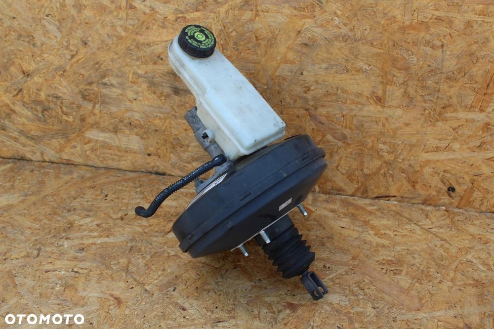 Serwo hamulcowe MITSUBISHI COLT VI Z30 P4625A245 TRW - 4