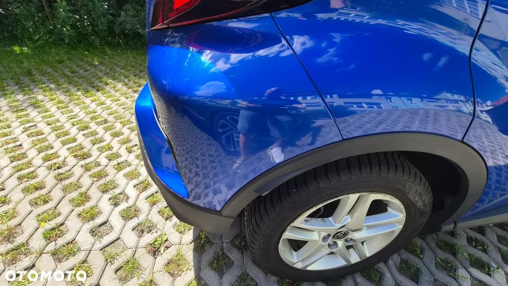 Toyota C-HR - 11