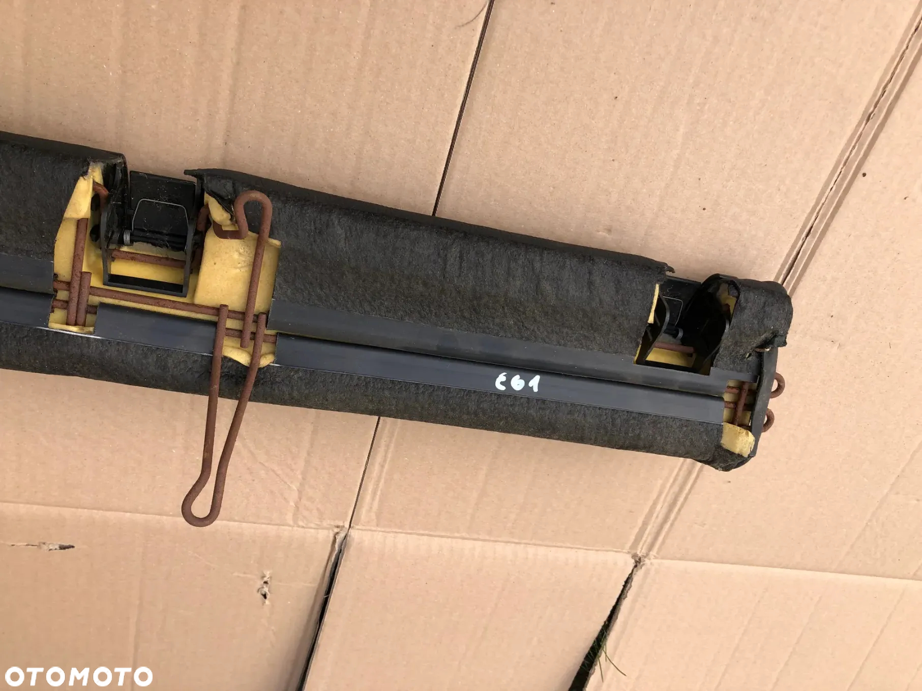 LISTWA KANAPY TYŁ BMW E61 ISOFIX CZARNA SKÓRA - 6