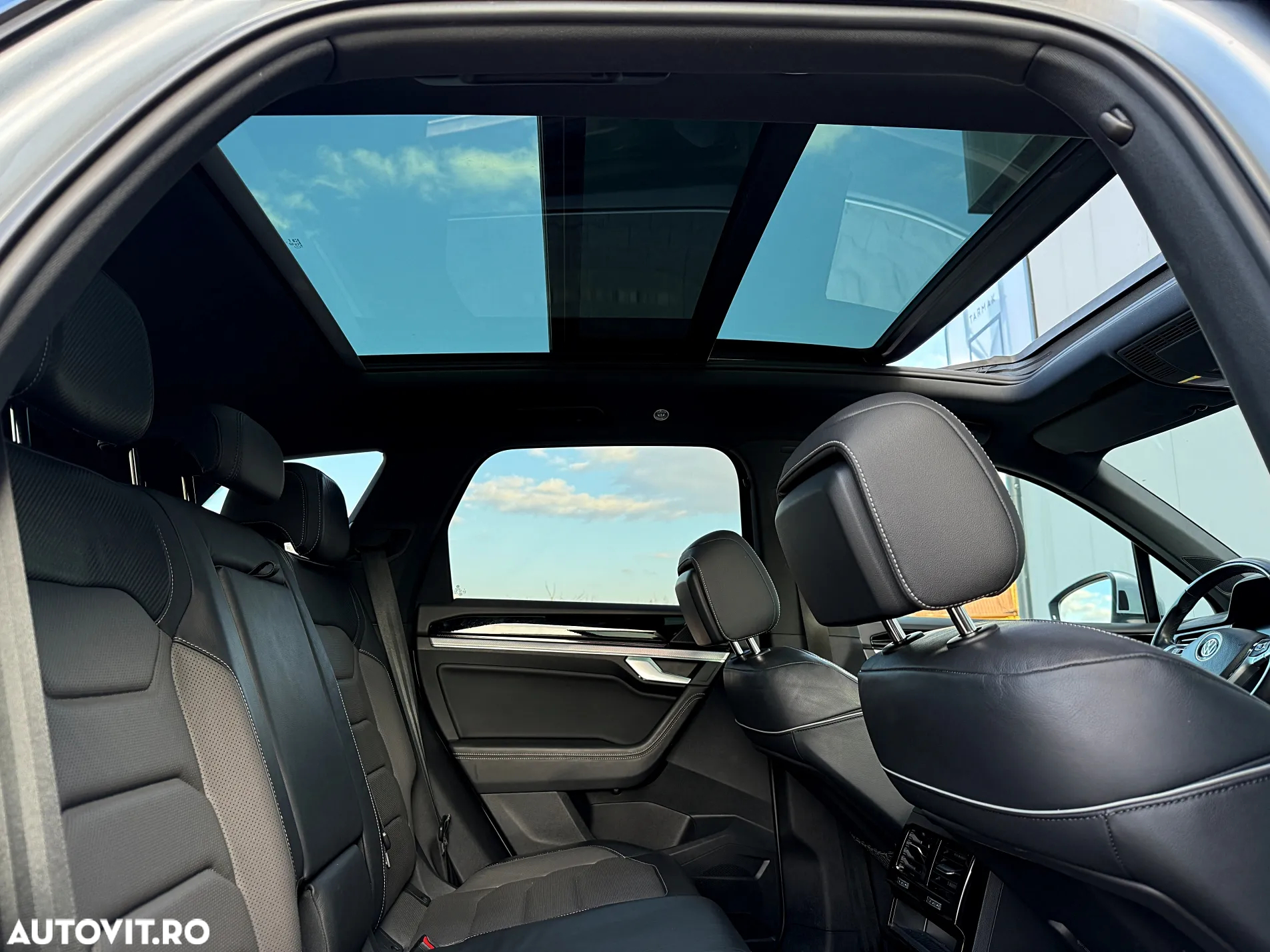 Volkswagen Touareg 3.0 V6 TDI 4Motion DPF Automatik R-Line - 35