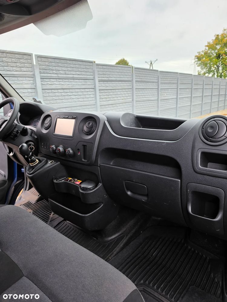 Renault Master - 16