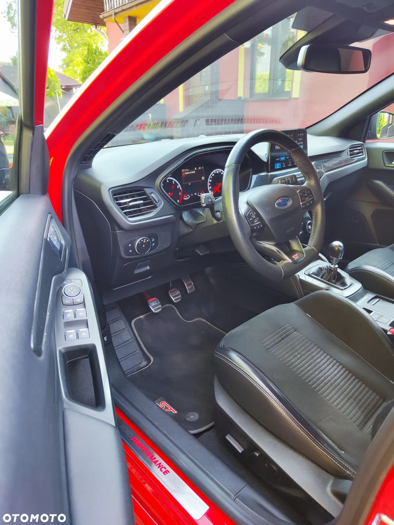 Ford Focus 2.3 EcoBoost ST-3 - 9