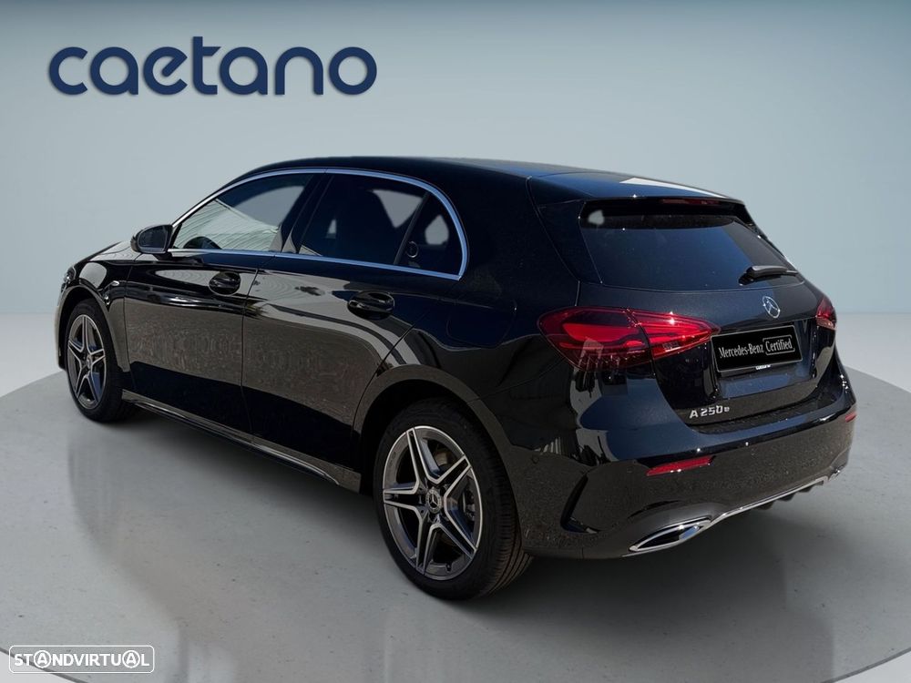 Mercedes-Benz A 250 e - 7