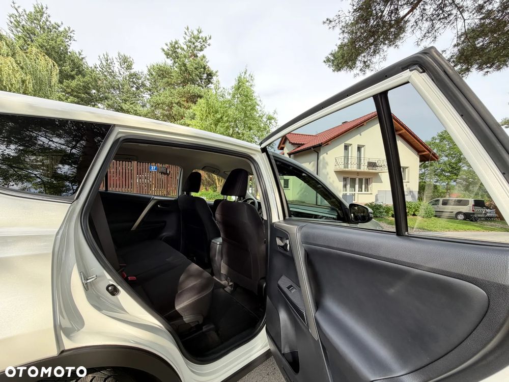 Toyota RAV4 2.0 Premium EU6 - 29