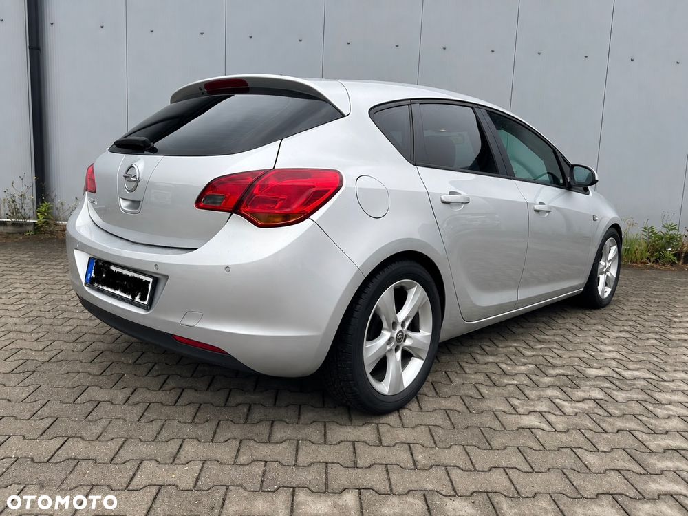 Opel Astra - 5