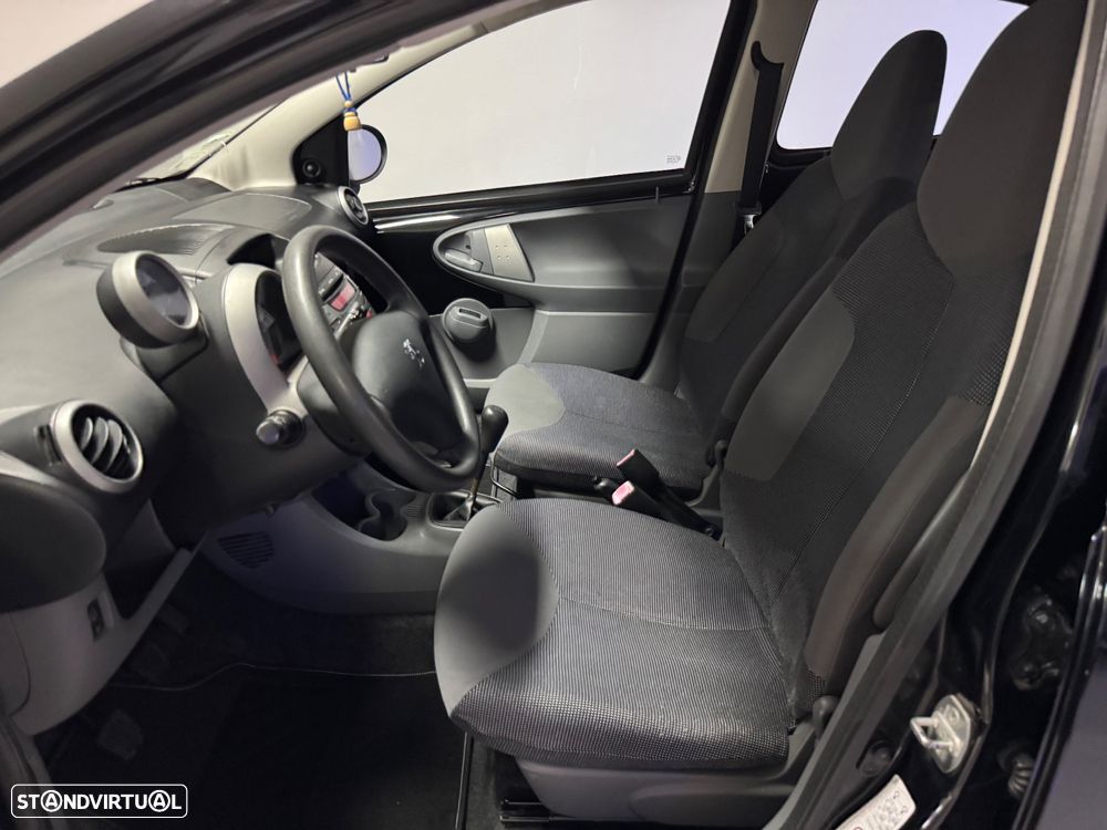 Peugeot 107 1.0 RC Line - 29