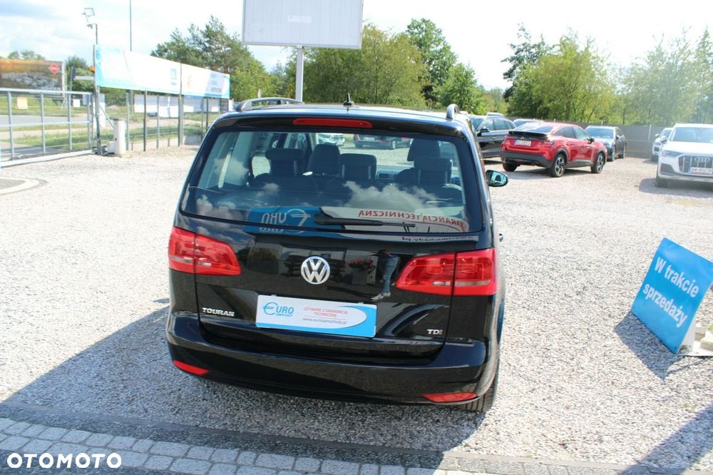 Volkswagen Touran - 7