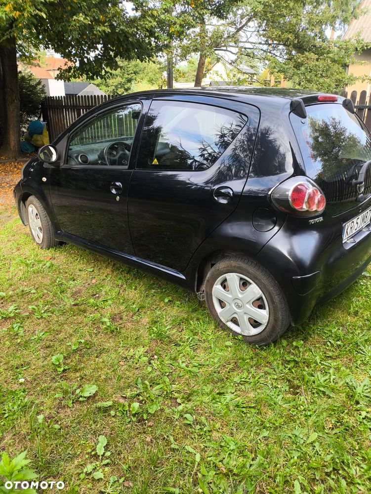 Toyota Aygo - 2