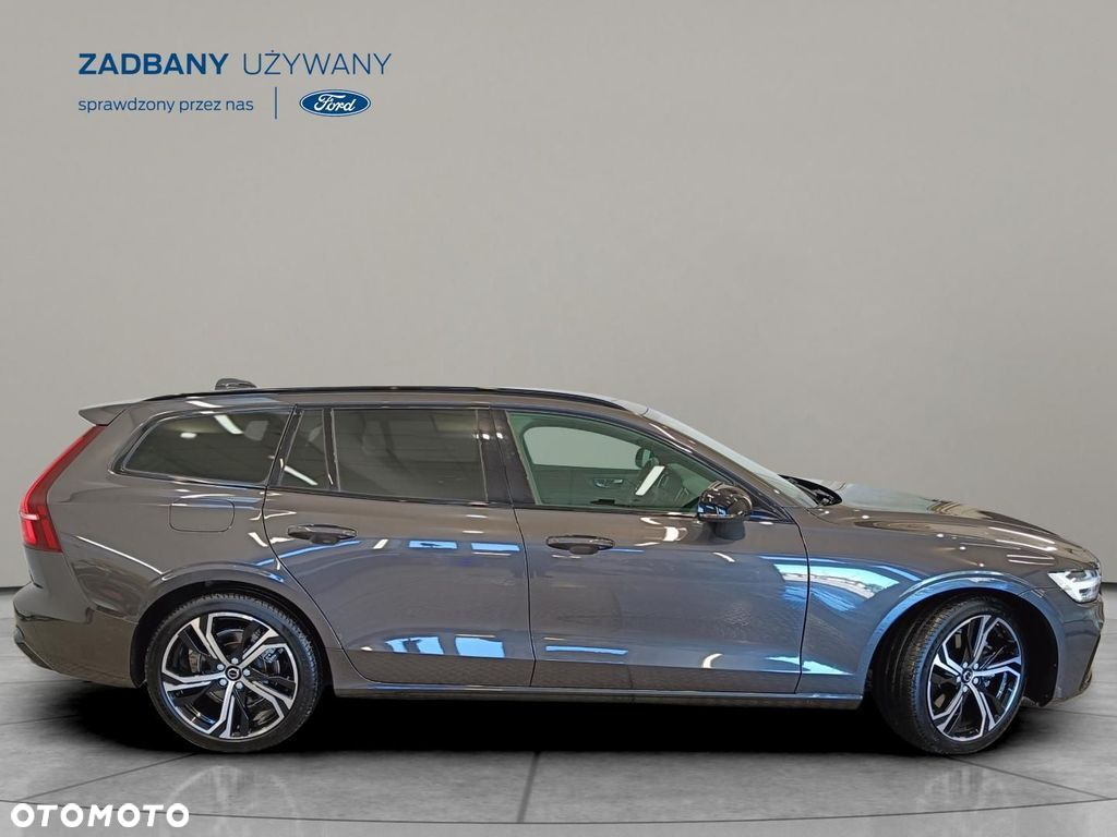 Volvo V60 B4 B Plus Dark - 2