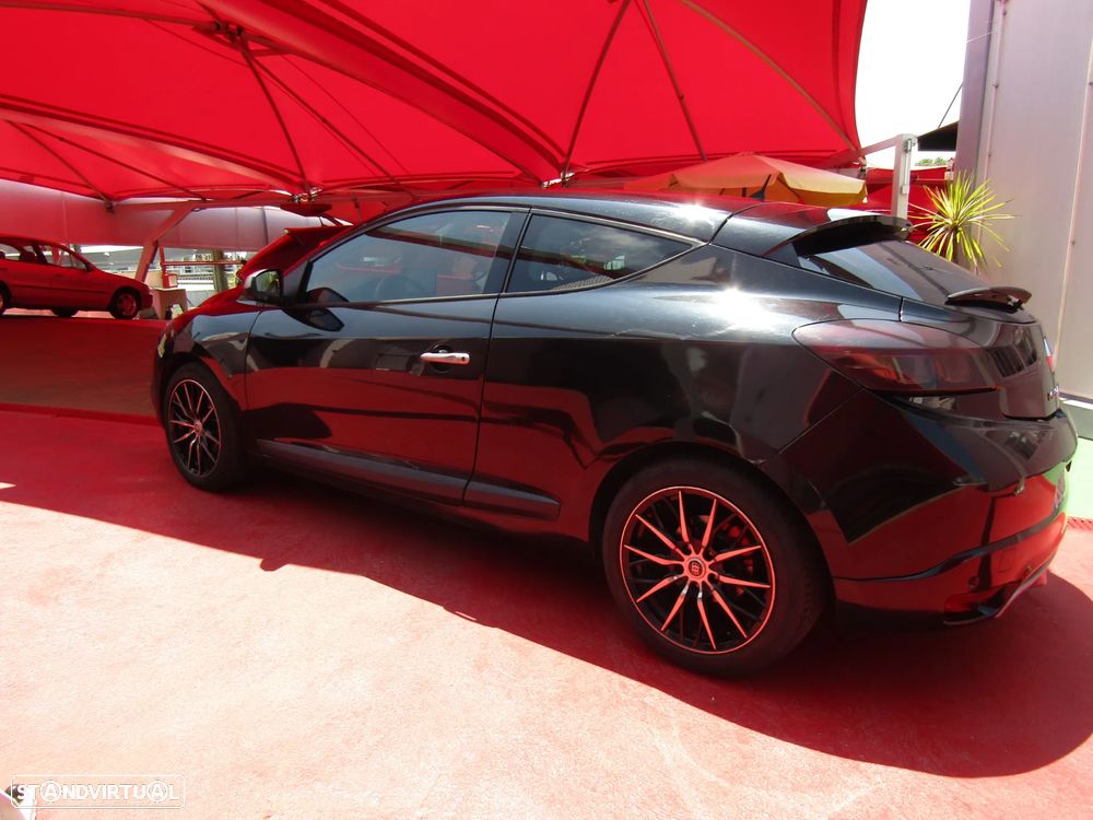 Renault Mégane Coupe Energy dCi 110 FAP Start & Stop GT Line - 6
