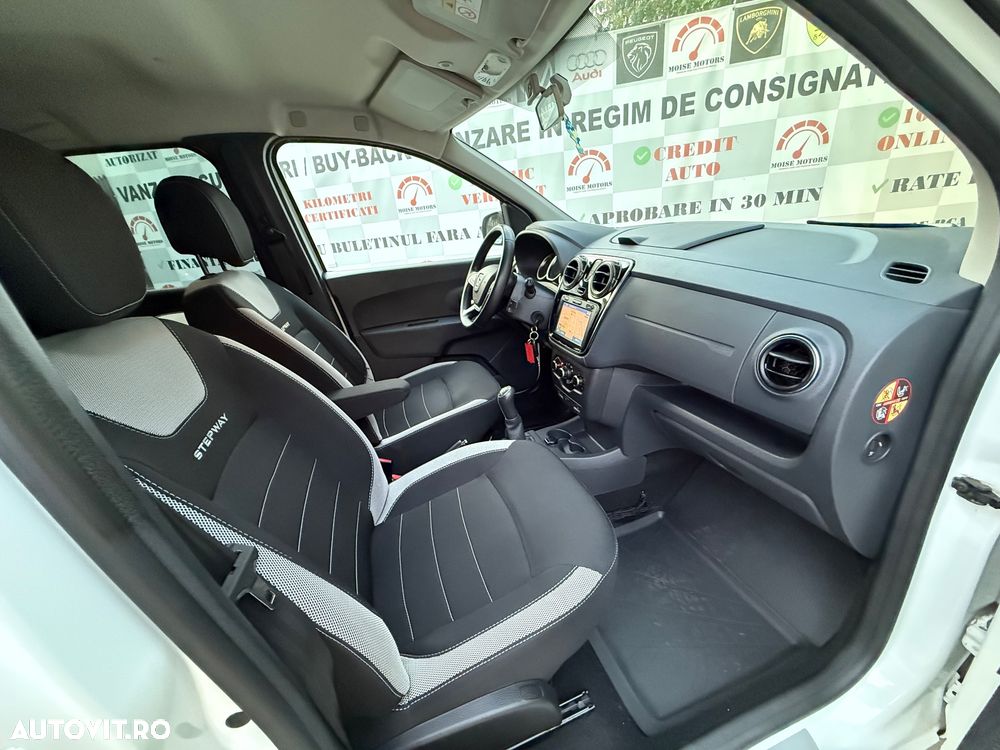 Dacia Lodgy TCe 115 Stepway - 13