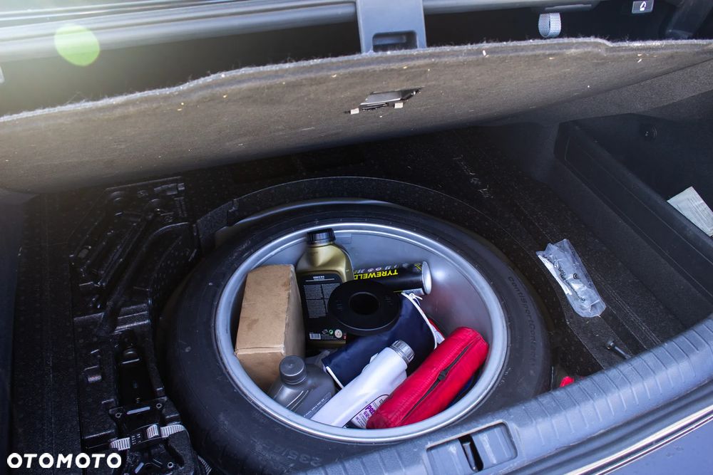 Volkswagen Passat - 17