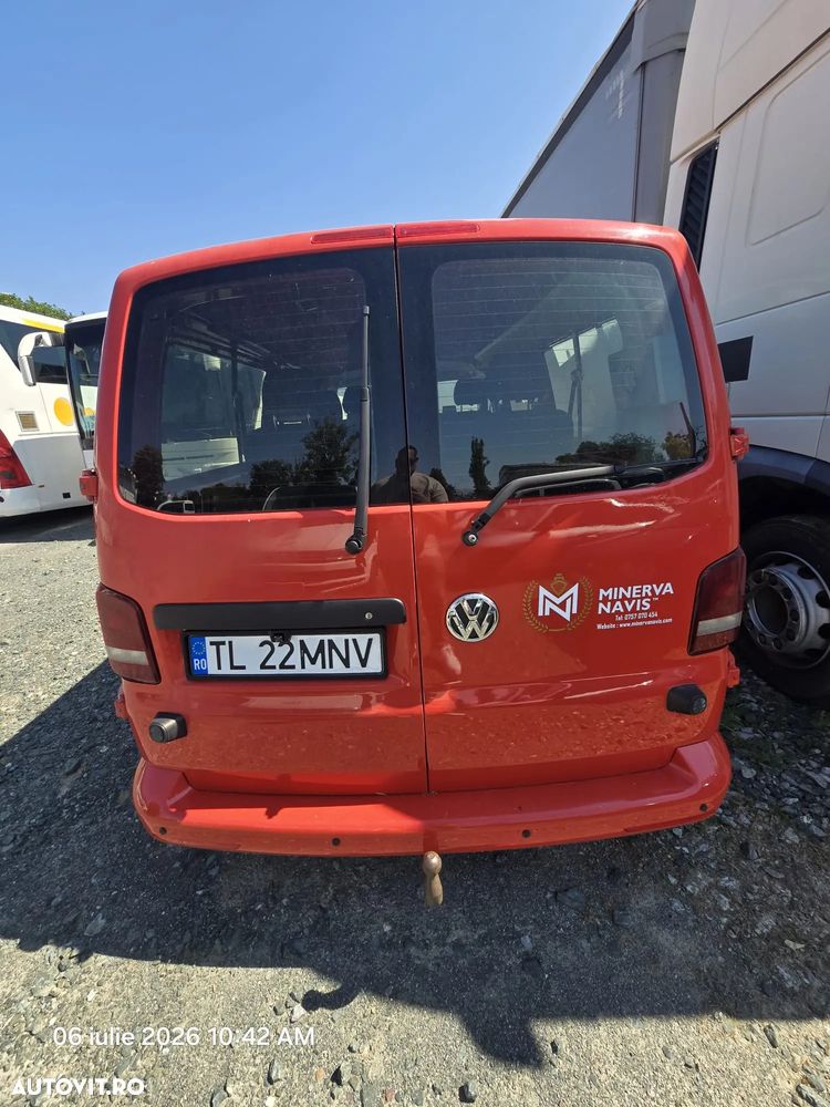 Volkswagen Multivan - 7