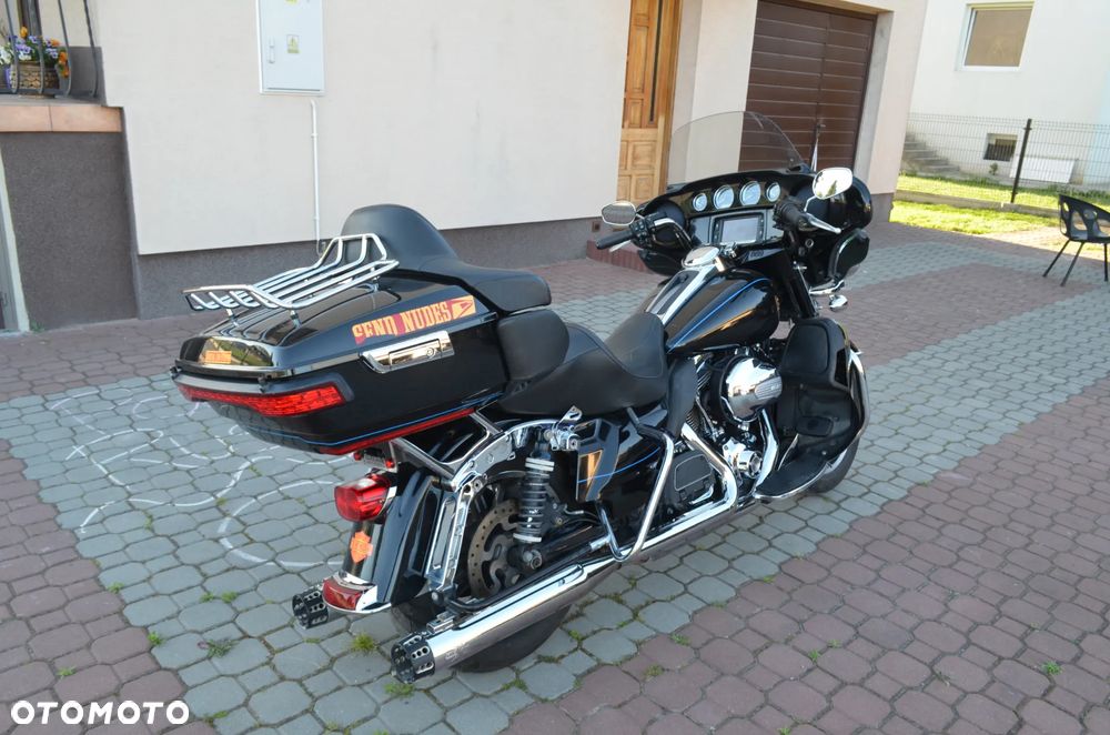 Harley-Davidson FLH Electra Glide - 3
