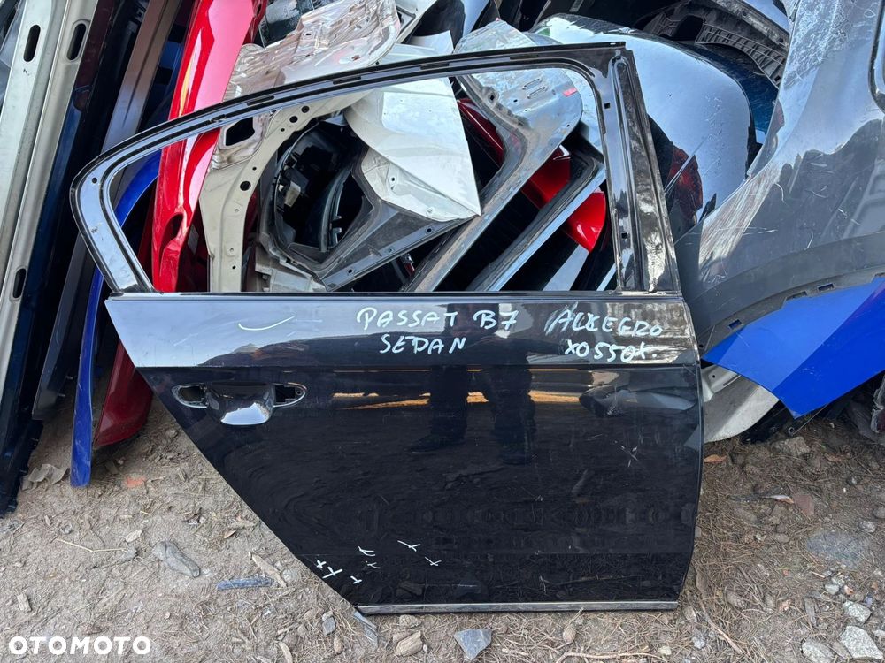 Drzwi Volkswagen Passat B7 Sedan 2010-2014r. Tył Prawy - 1