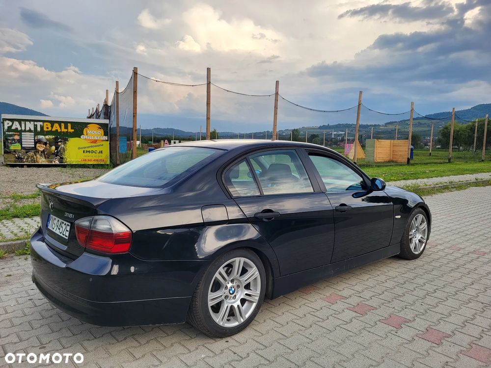 BMW Seria 3 318i - 5