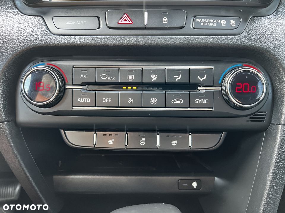 Kia Ceed 1.6 CRDi DCT Platinum Edition - 16