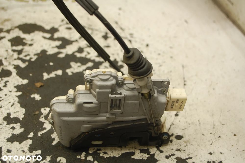 ZAMEK DRZWI LEWY PRZÓD PRZEDNI 9 PIN SKODA SUPERB II 3C1837015A VW - 5