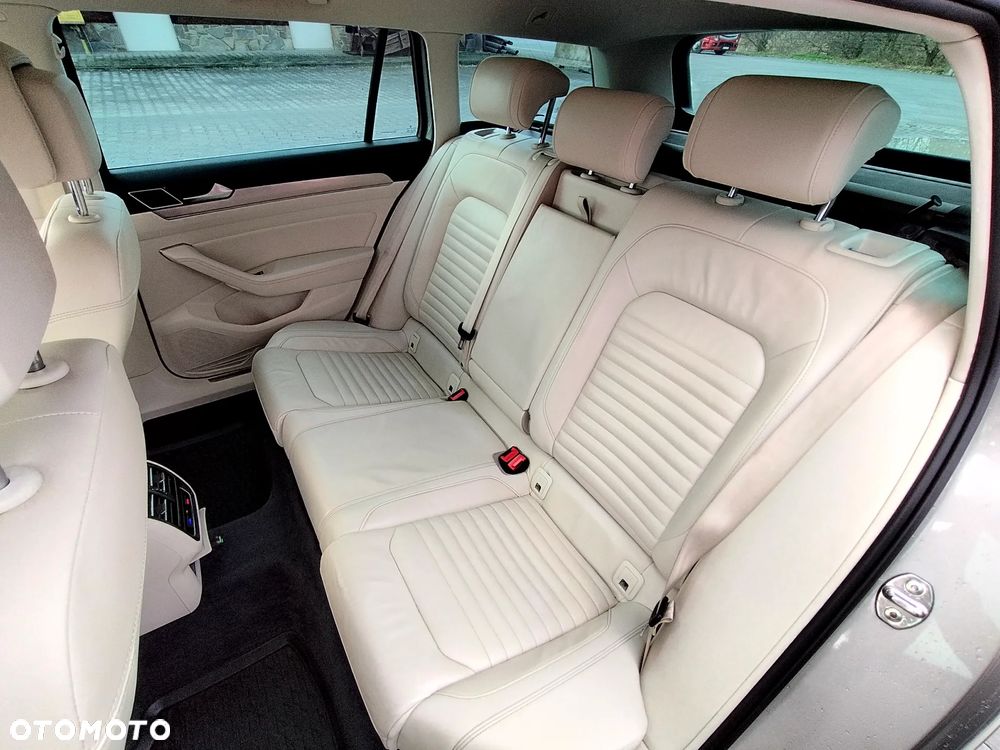 Volkswagen Passat 2.0 TDI BMT Highline DSG - 10