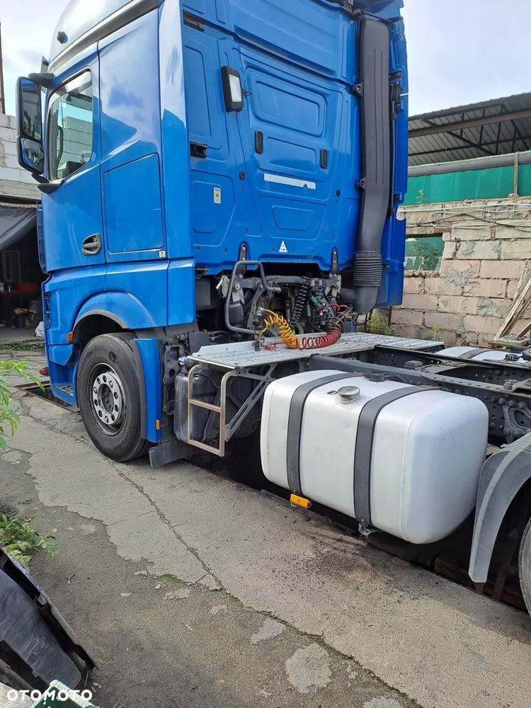 Mercedes-Benz actros 1845 MP4 - 2