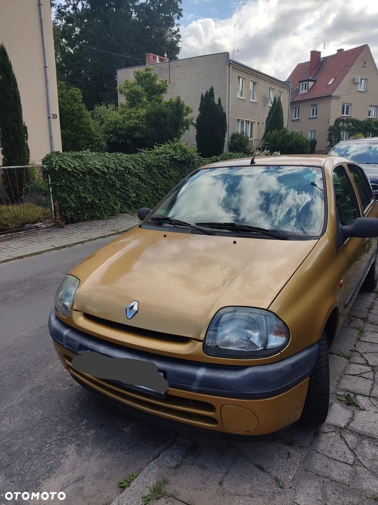 Renault Clio - 5