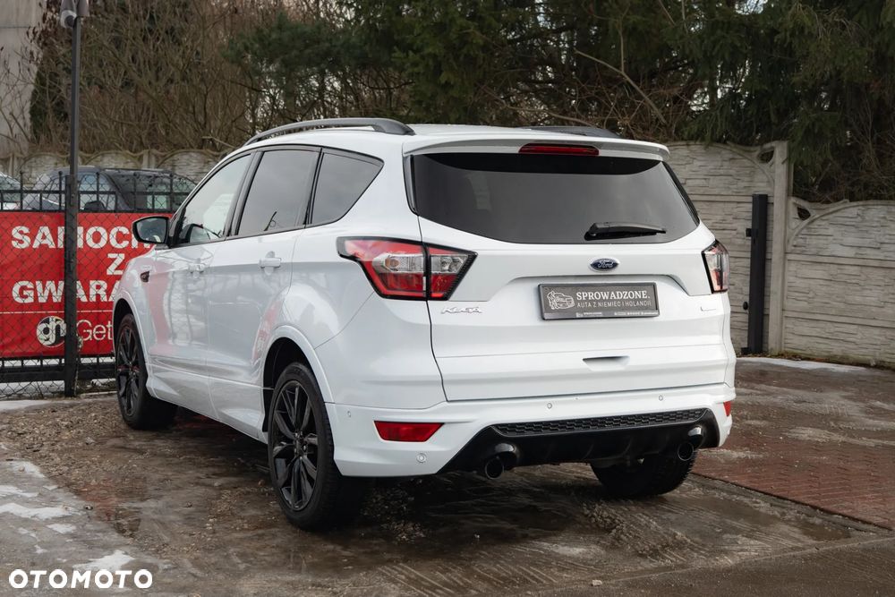 Ford Kuga 1.5 EcoBoost 2x4 ST-Line - 29