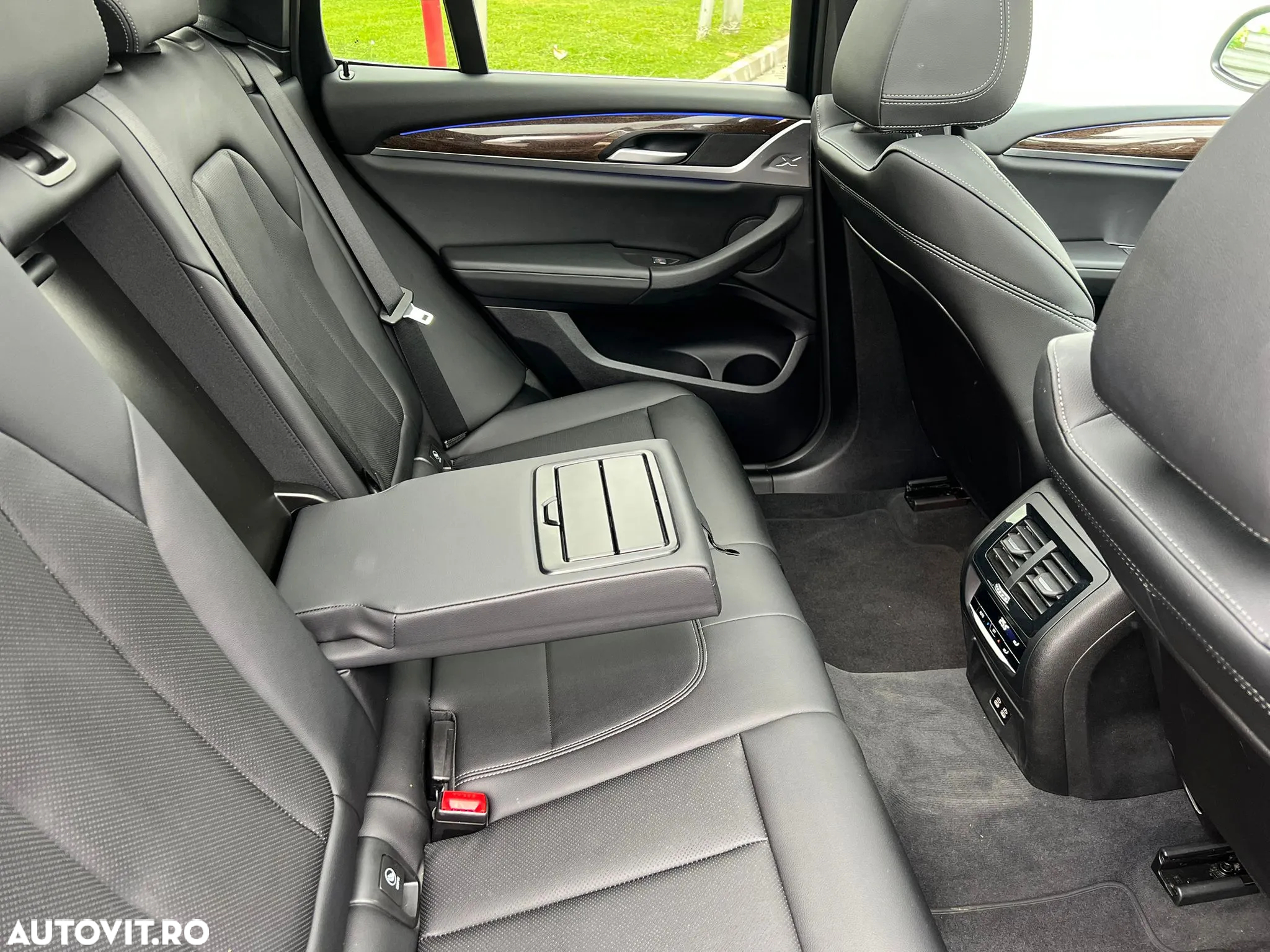 BMW X3 xDrive30i Aut. Luxury Line - 12
