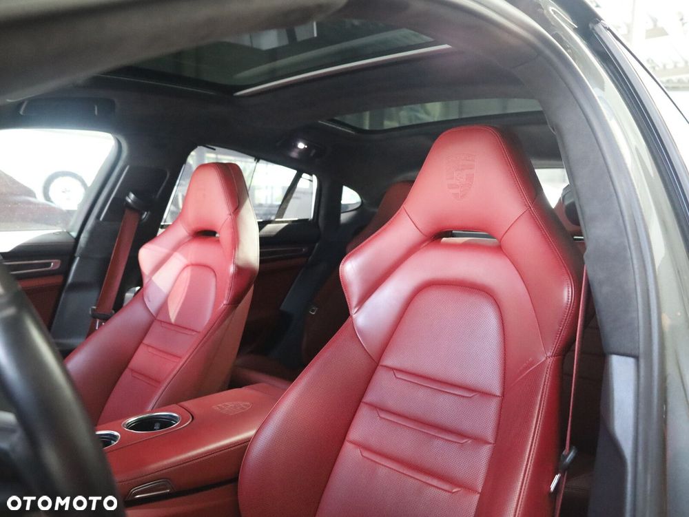Porsche Panamera - 14