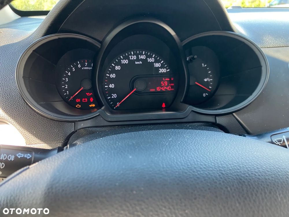 Kia Picanto 1.2 Fifa World Cup Edition - 12