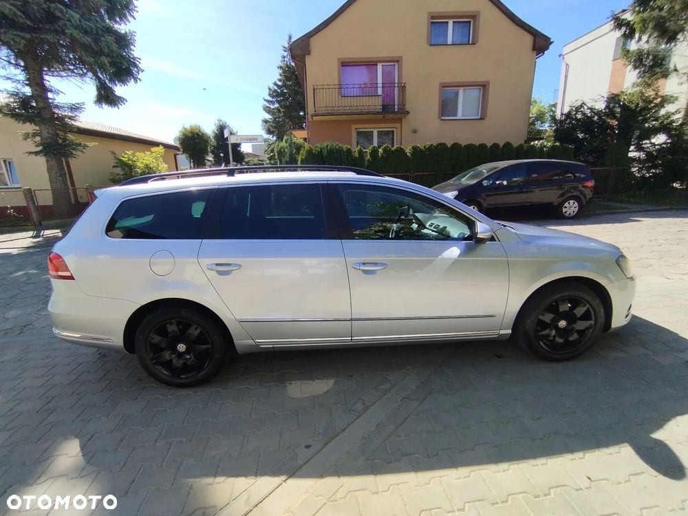 Volkswagen Passat - 5