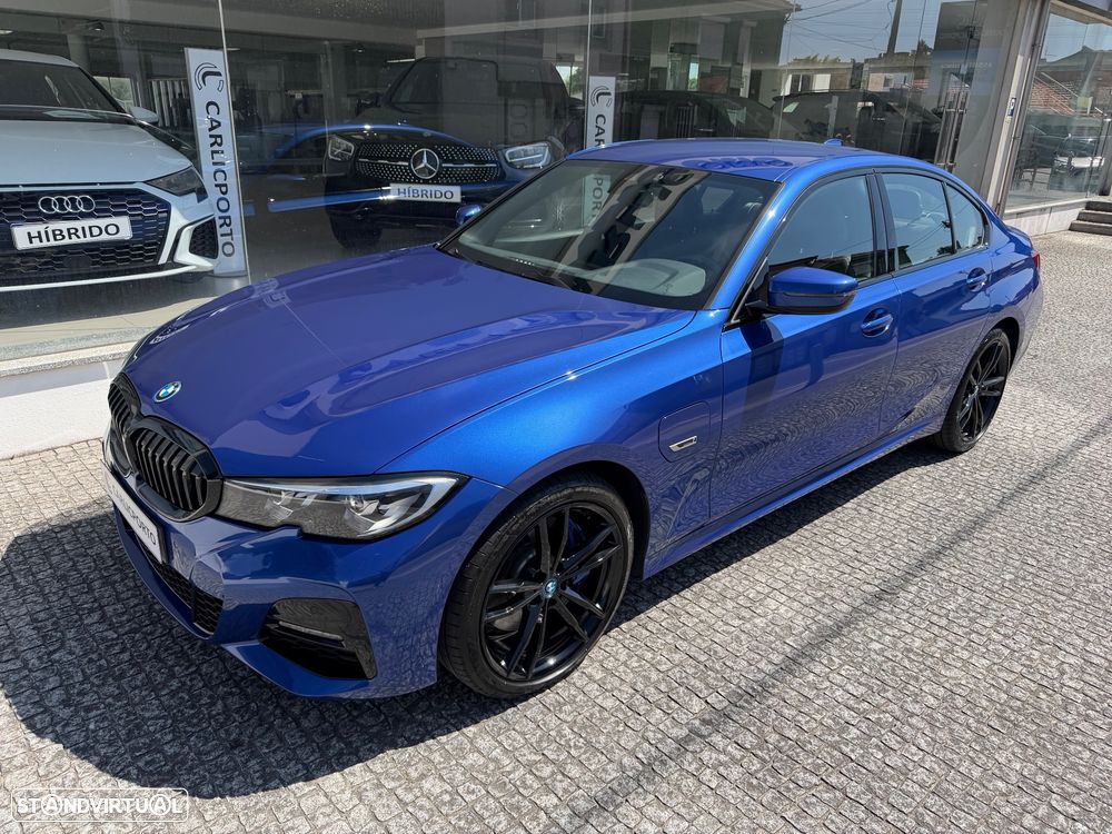 BMW 330 e Pack Desportivo M Auto - 6