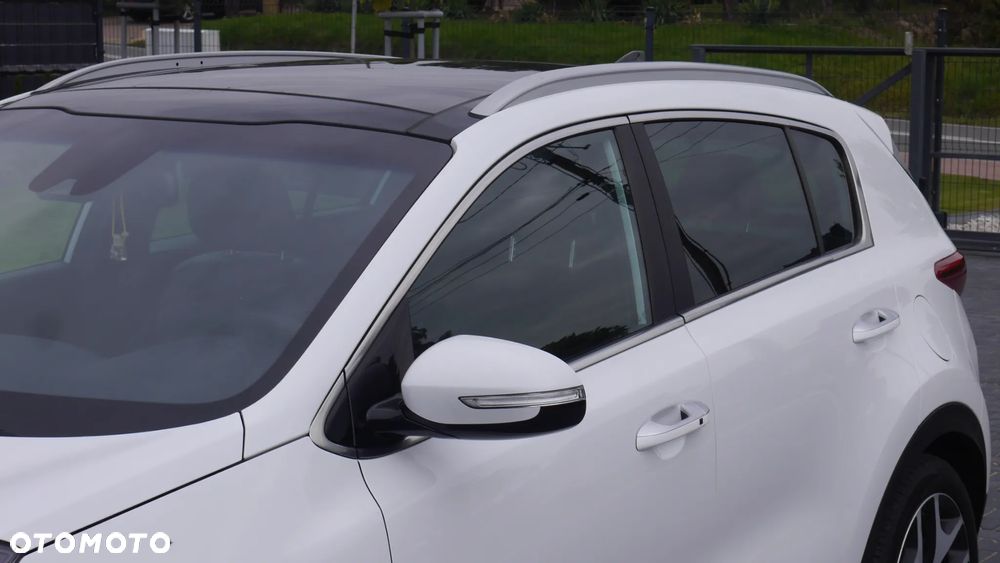 Kia Sportage 2.0 CRDI AWD Fifa World Cup Edition - 3