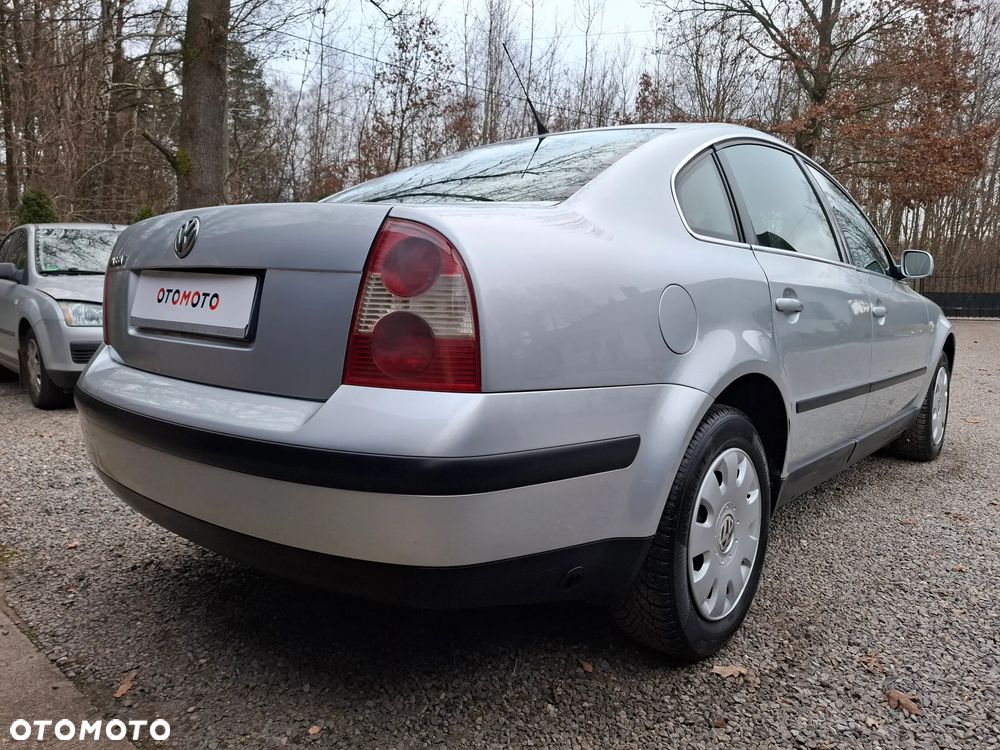 Volkswagen Passat - 5