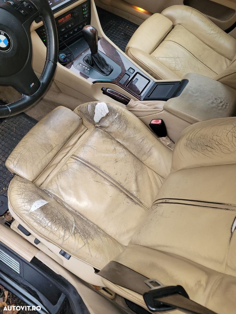 BMW Seria 5 525iA - 12