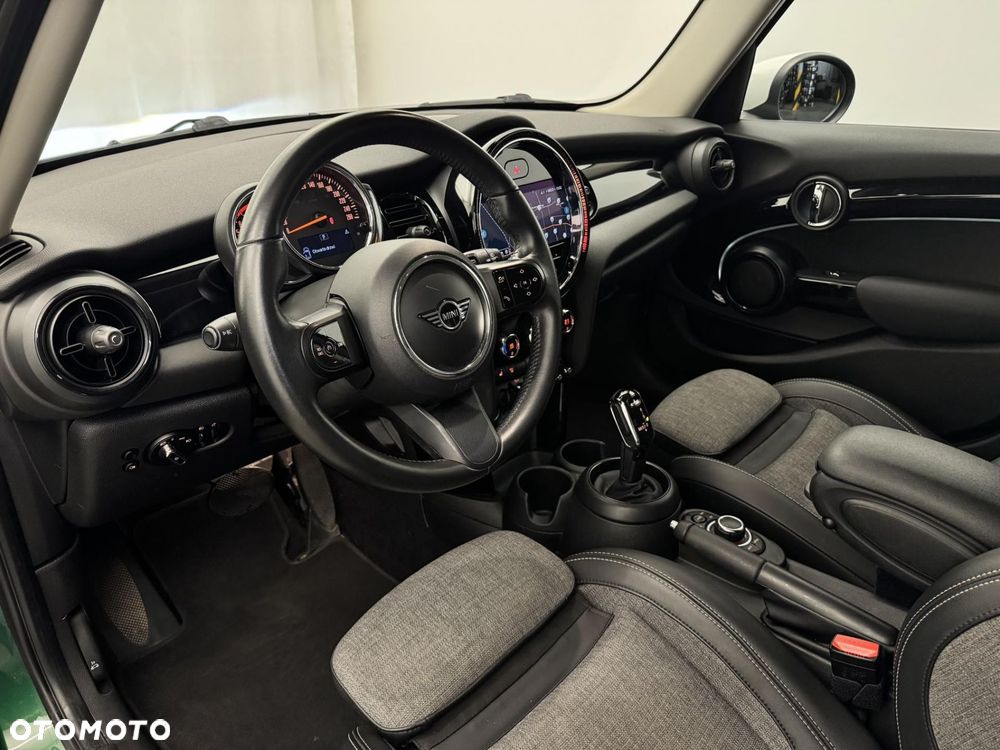 MINI Cooper Classic Trim - 13