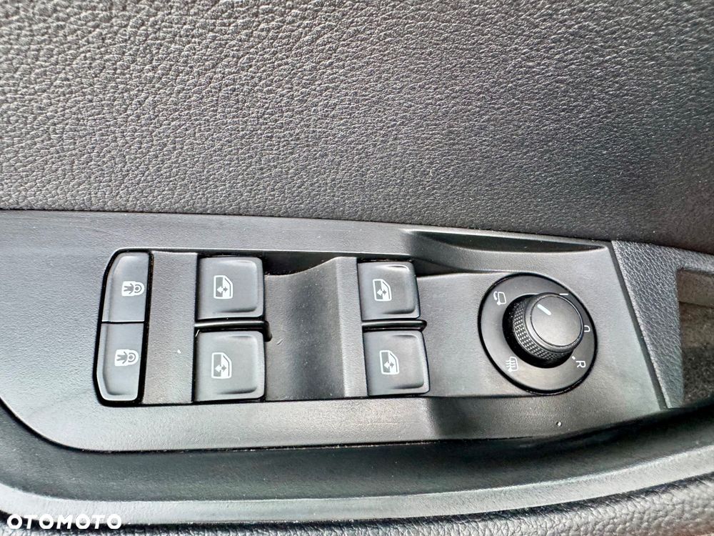 Skoda Superb 2.0 TDI SCR Style - 16