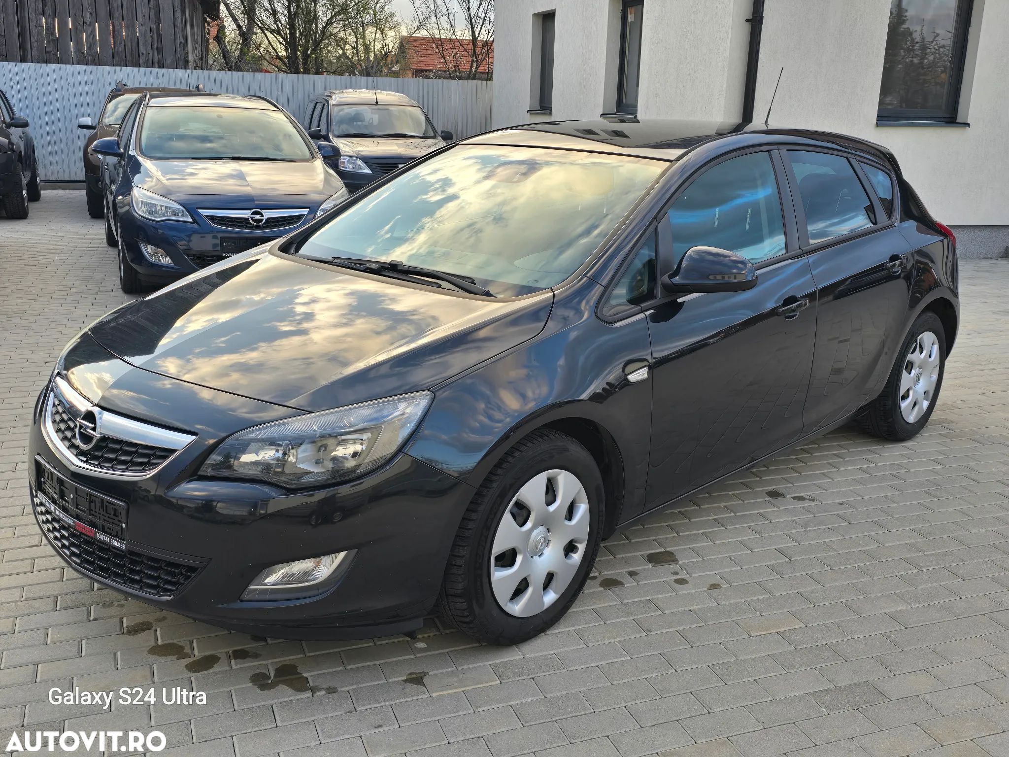 Opel Astra 1.7 CDTI DPF Active - 1